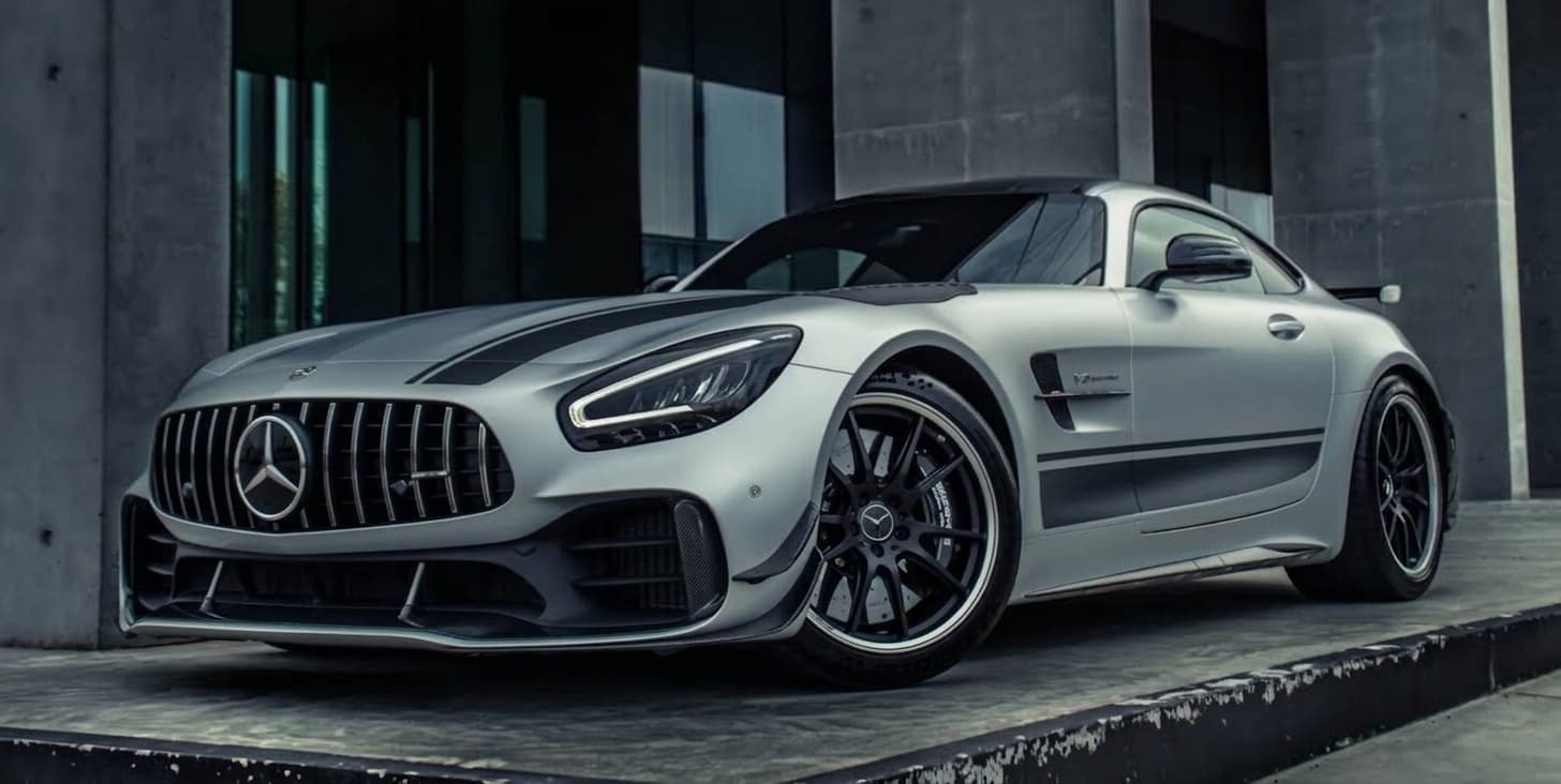 GT R PRO